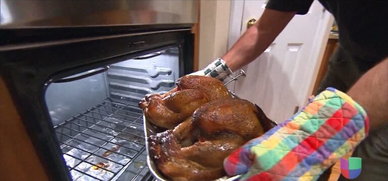 Importantes Consejos para una Cena de Acción de Gracias Segura