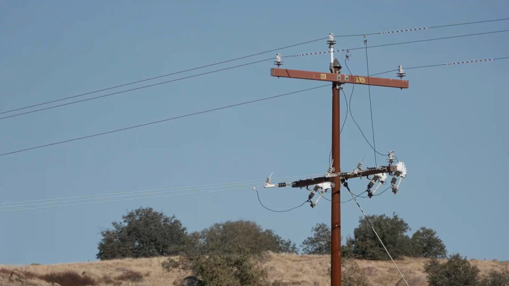 SDG&E anuncia cortes eléctricos ante alto riesgo de incendios forestales en San Diego