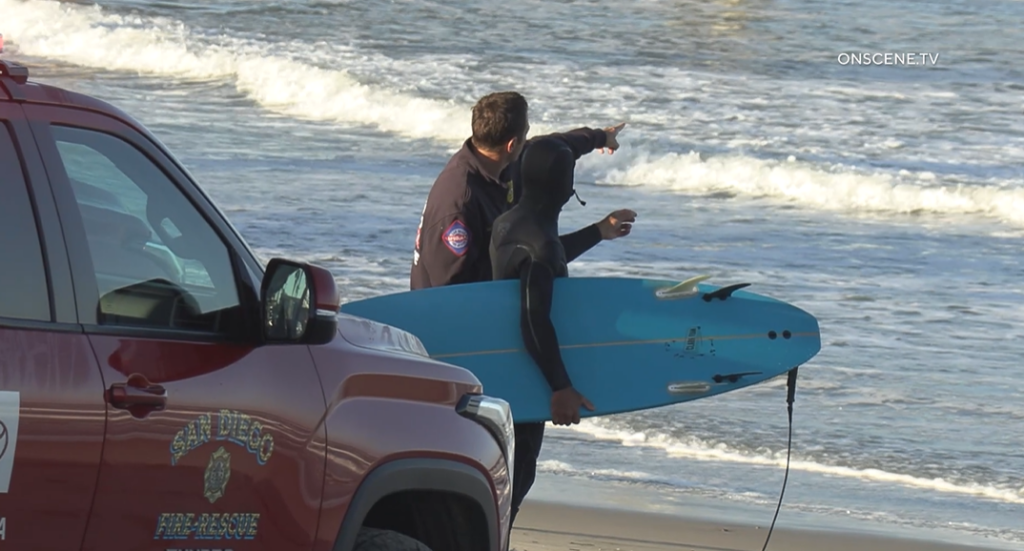 Reportan avistamiento de cadáver en Ocean Beach