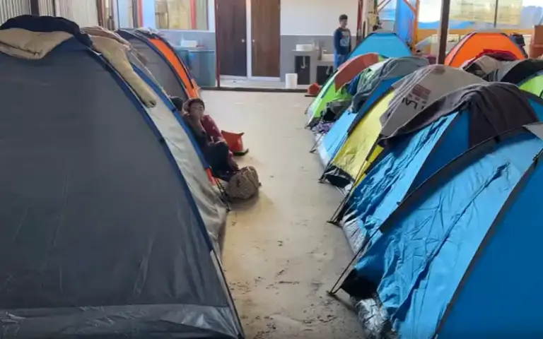 Hay menos migrantes en albergues de Tijuana