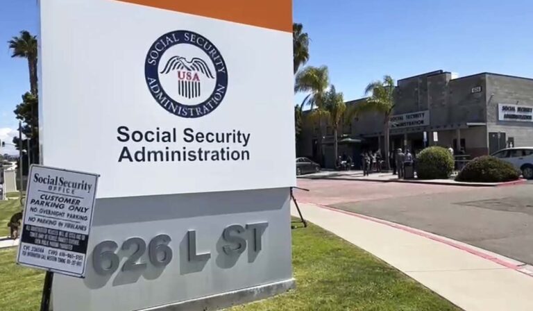 Lucha contra recortes de la Administración del Seguro Social