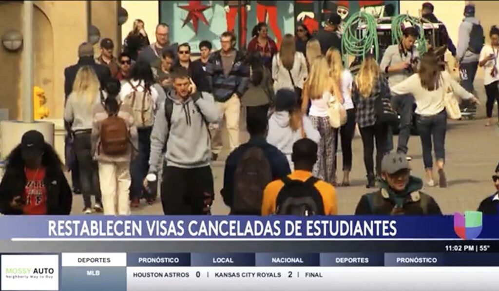 Restablecen visas canceladas de estudiantes universitarios