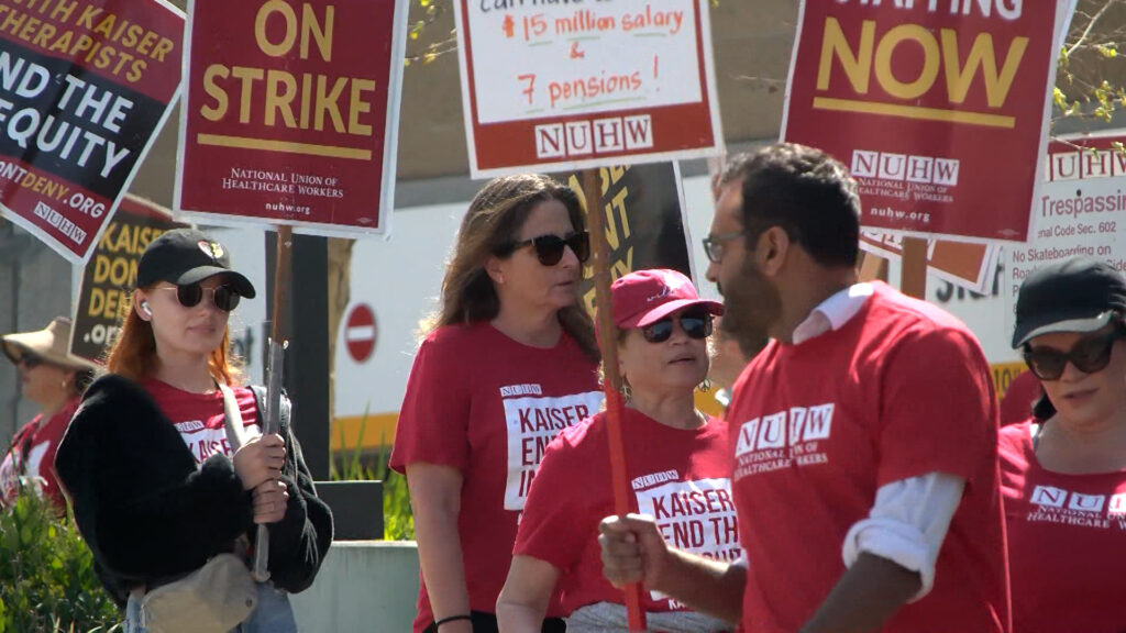 Trabajadores de Kaiser Permanente logran acuerdo provisional a más de seis meses de huelga