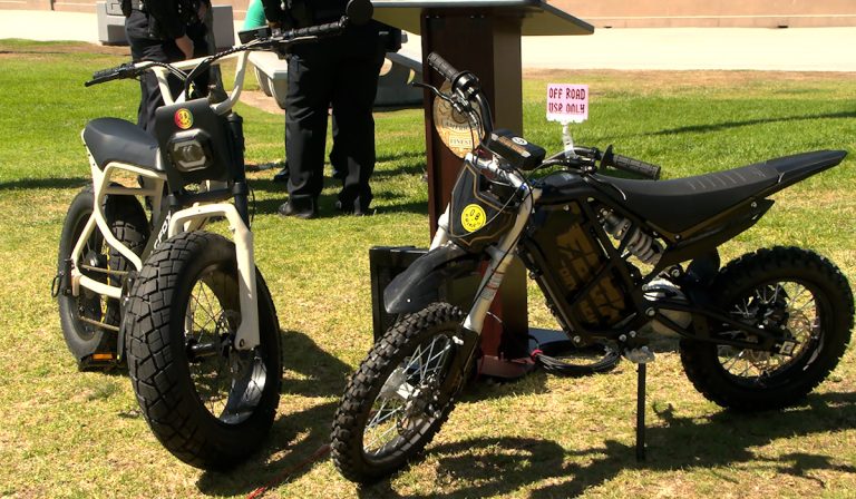 San Diego aprueba nuevas reglas para el uso de bicicletas eléctricas por menores