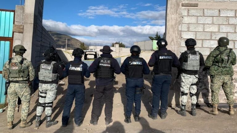 Operativos en Hidalgo: Detienen a 10 hombres, incluidos 3 menores, por narcomenudeo y huachicol