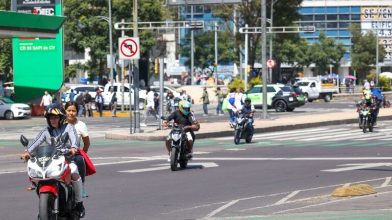Hoy No Circula en CdMx y Edomex: Descubre qué Autos Deben Descansar