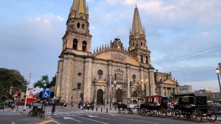 Horario de Misas para Celebrar el Año Nuevo en la Catedral de Guadalajara: 1 de Enero 2026