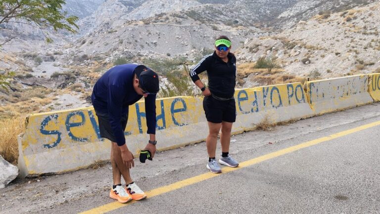 La Pareja Lagunera se Prepara para el Maratón Lala en San Diego