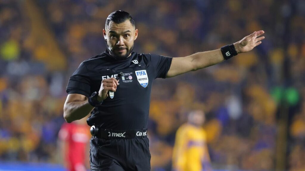 Pollo Ortiz: ‘Los Equipos de Fútbol en San Diego Vetarán a los Árbitros y Traerán Extranjeros’