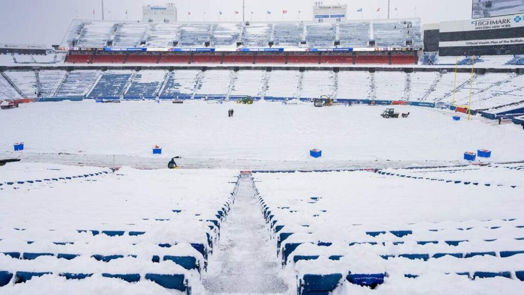 Buffalo Bills Llama a sus Aficionados a Ayudar a Limpiar la Nieve del Highmark Stadium
