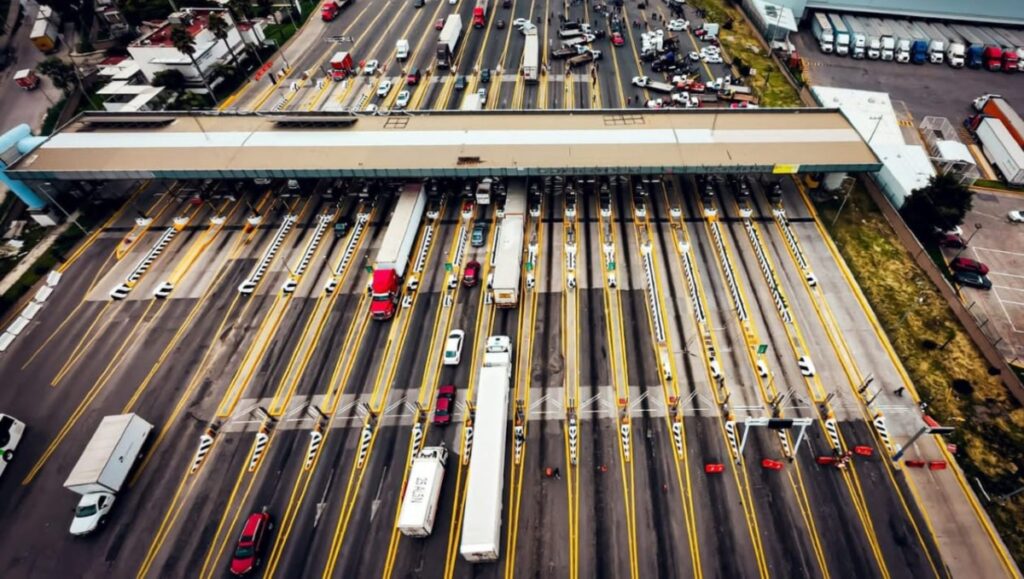 Actualización en Vivo: Choques y Cierres en la Autopista México-Querétaro – Noticias del 2 de enero