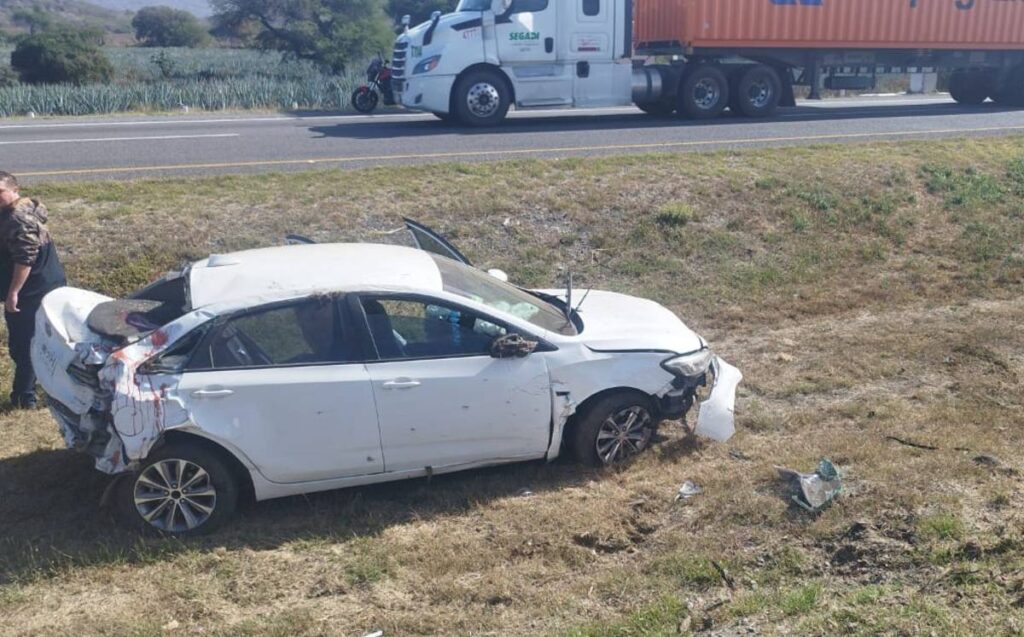 Volcadura en Michoacán: Varios Heridos de Gravedad en un Accidente de Tráfico
