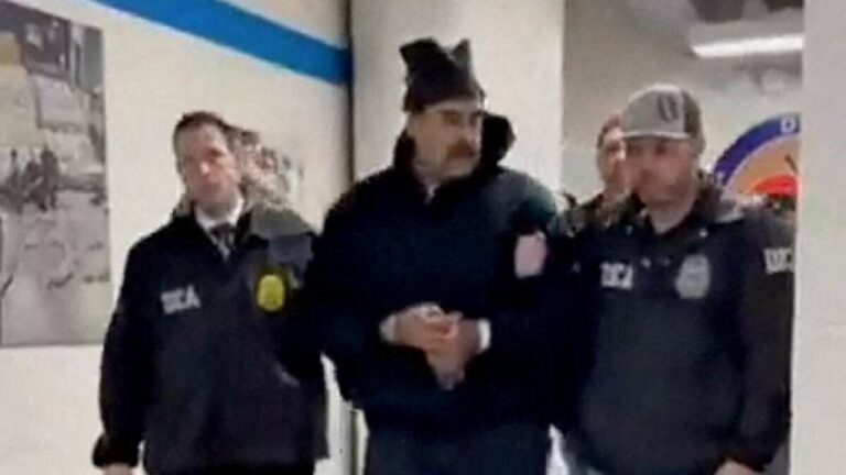 Nicolás Maduro da la bienvenida al nuevo año en EEUU