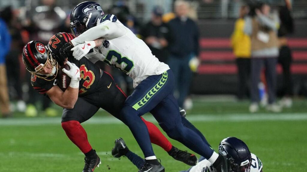 Los Seahawks superan a los 49ers y se coronan campeones del Oeste en la NFL