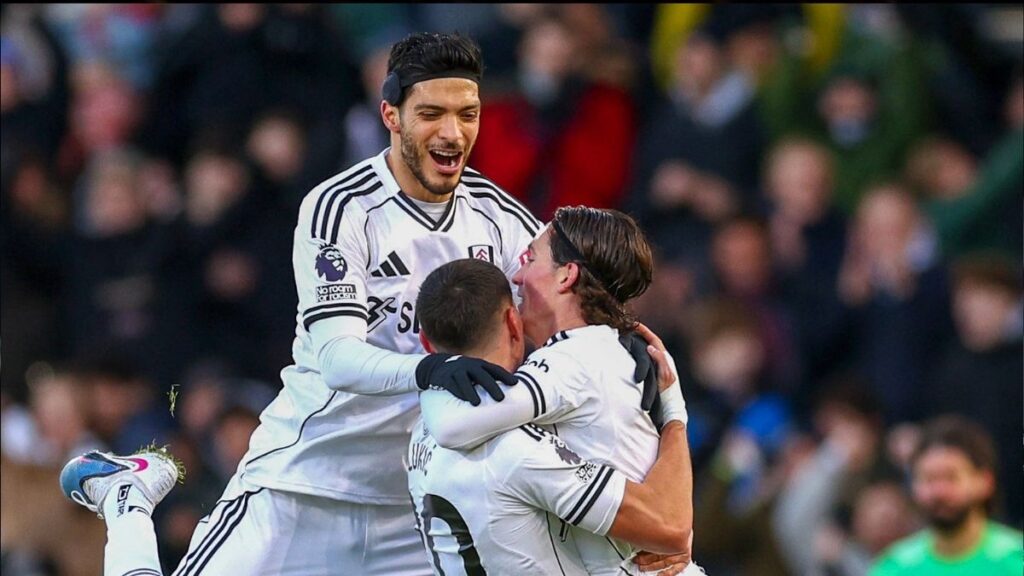 Raúl Jiménez Brilla en la Premier League: Impresionante Asistencia Contra Liverpool