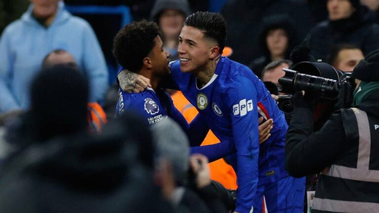 Enzo Fernández Salva al Chelsea con un Empate Increíble Frente al Manchester City