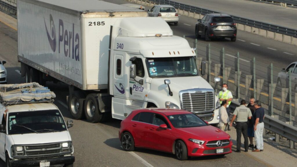 Autopista México-Puebla: Noticias en Vivo, Choques y Cierres – 5 de Enero