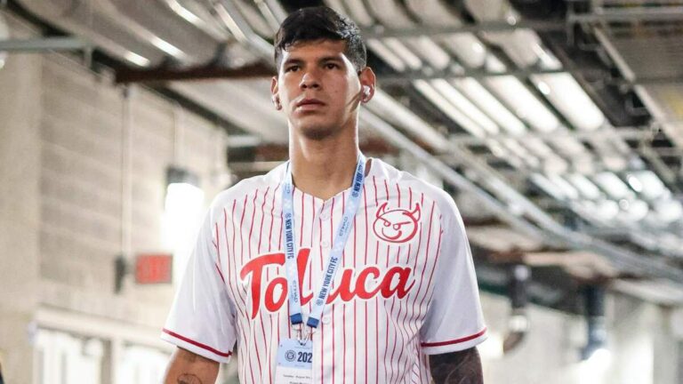 Fichaje Pumas: Negociaciones en marcha para incorporar a Robert Morales de Toluca