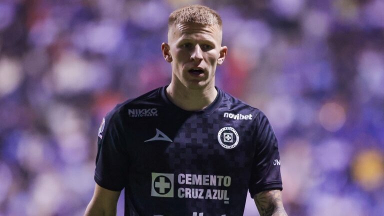Houston Dynamo busca fichar a Mateusz Bogusz; Cruz Azul evalúa su salida