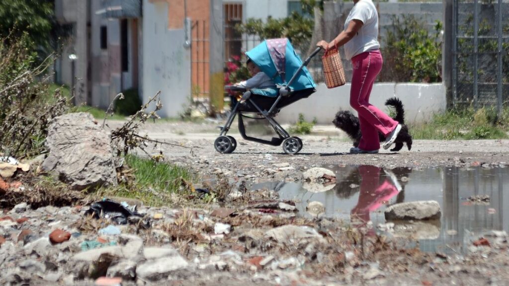 Asesinato en San Andrés Azumiatla: Joven Encontrada en Camino de Terracería