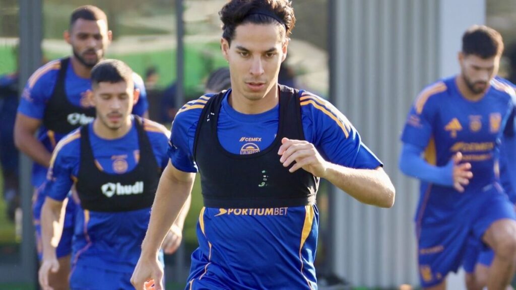 Lainez se incorpora con Tigres mientras Gignac entrena de manera diferenciada