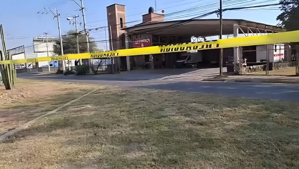 Misil Mortero Abandonado Frente a Estación de Bomberos de León: Activan Protocolo de Seguridad