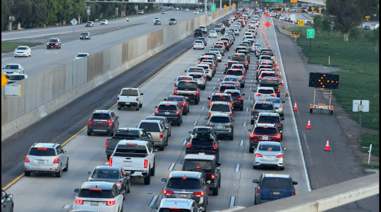 Obras nocturnas y un cruce inusualmente vacío en la Garita de San Ysidro