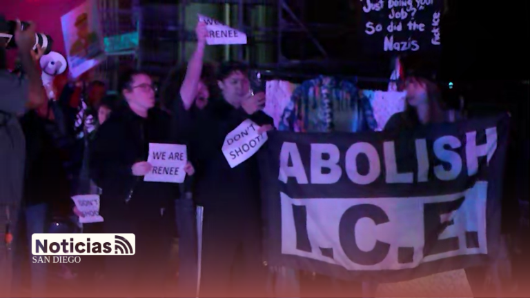 SE MANIFIESTAN EN CONTRA DE REDADAS DE ICE EN SAN DIEGO