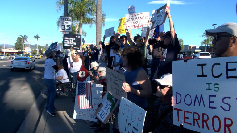 Protestas contra operativos de ICE continúan en el norte del condado de San Diego
