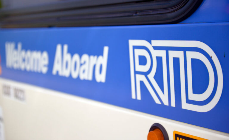 RTD Activa Plan Especial de Transporte Público para el Partido de Playoffs de los Denver Broncos