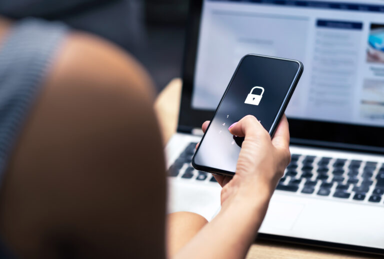 Nueva herramienta en California permite a residentes pedir la eliminación de su información personal