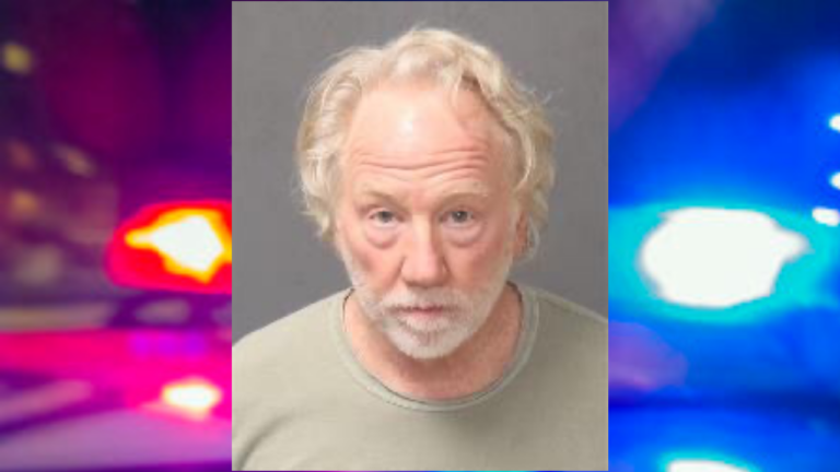 Timothy Busfield: Actor acusado de abuso infantil se entrega a autoridades en Albuquerque
