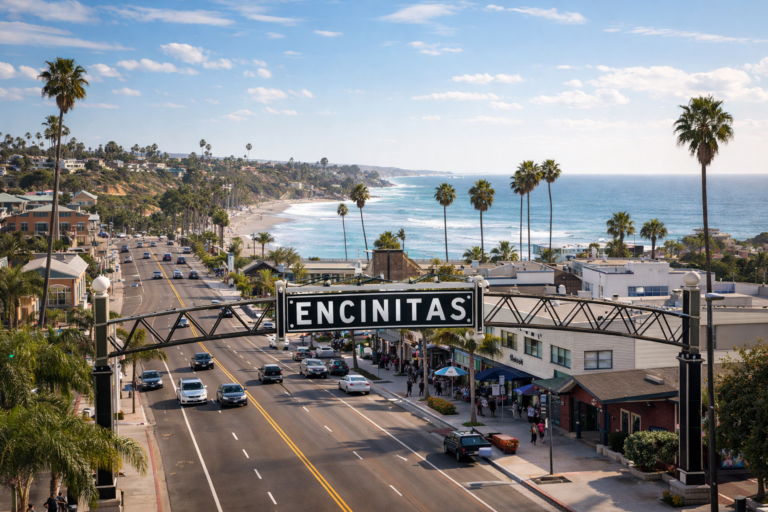 Encinitas reabre la escalera de D Street y anuncia cierre temporal en Grandview