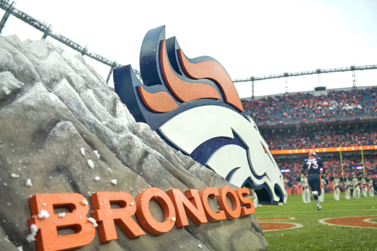 Los Broncos caen en el Campeonato de la AFC y la afición culpa a Sean Payton
