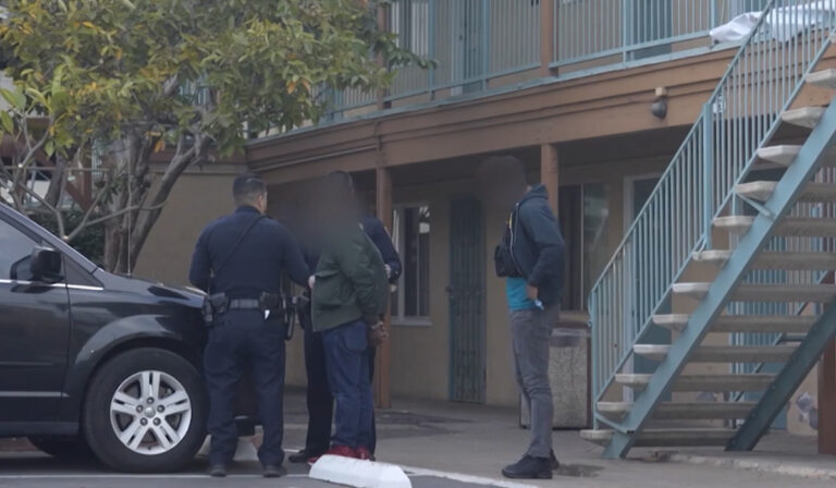 Más de 120 arrestos deja operativo contra la trata de personas en California