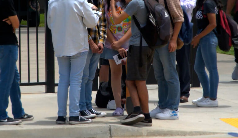 Distrito Escolar de San Diego refuerza acciones para prevenir la trata de personas en estudiantes
