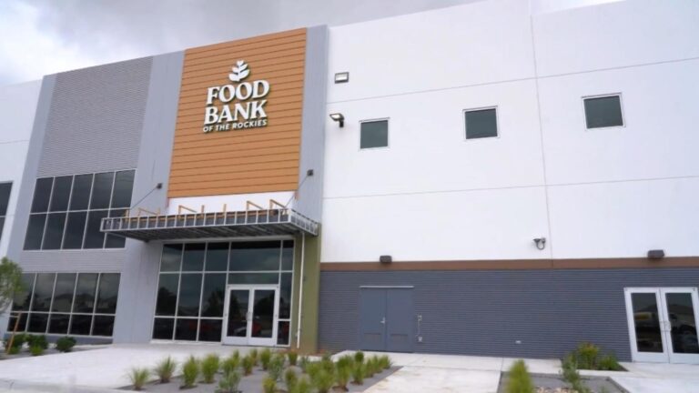 El Banco de Alimentos Aurora inaugura moderno centro para combatir la inseguridad alimentaria