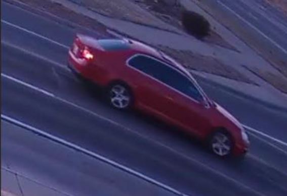 Arvada: Buscan Conductor Tras Choque y Fuga que Dejó a Ciclista Herido
