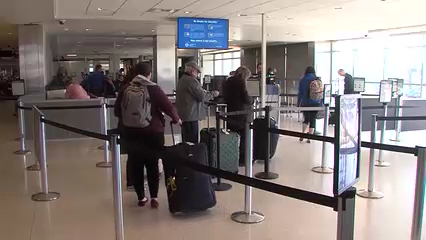 San Diego podría enfrentar retrasos en vuelos por cierre parcial del gobierno Federal