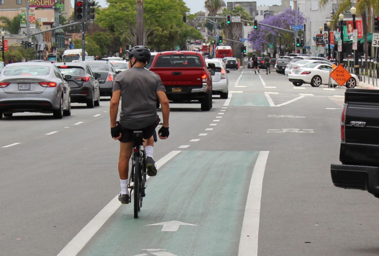 San Diego busca reducir límites de velocidad en calles de la ciudad