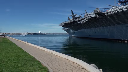 Autoridades responden a incidente acuático cerca del USS Midway en la Bahía de San Diego