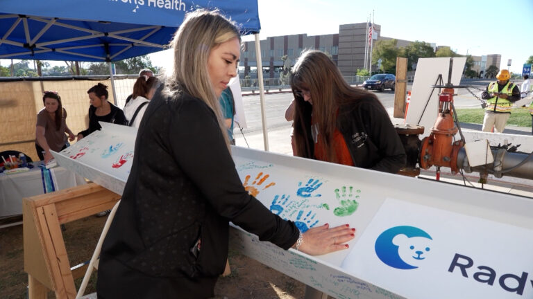 Rady Children’s avanza con histórica torre de cuidados intensivos y emergencias en San Diego