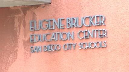 Distrito Escolar de San Diego refuerza política para proteger a estudiantes inmigrantes