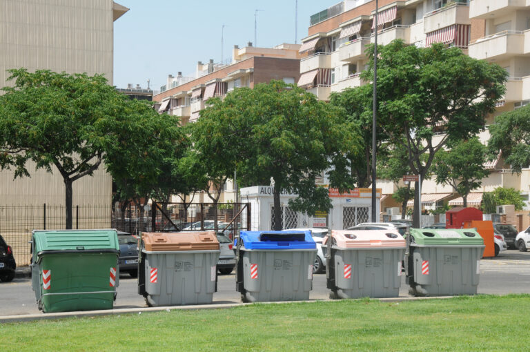Impulsan iniciativa para eliminar cobro por recolección de basura en San Diego