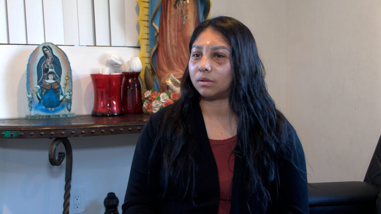 Mujer denuncia que fue golpeada por varias personas en bar del centro de San Diego