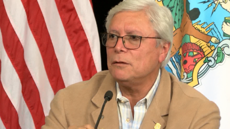 Exgobernador de Baja California enfrenta proceso por presuntos delitos en planta energética