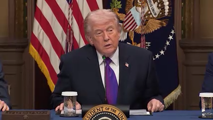 Trump suspende ataques a la red energética de Irán y da última advertencia al régimen