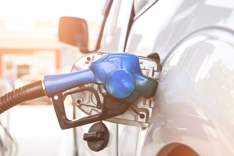 San Diego, California: sube el precio de la gasolina a su nivel más alto desde 2023