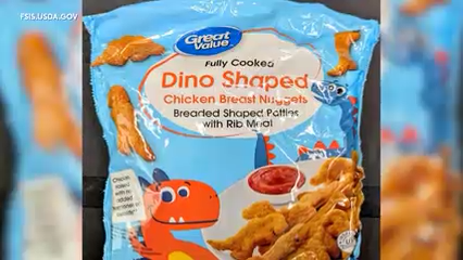 Alerta de salud por nuggets de pollo congelados con forma de dinosaurio