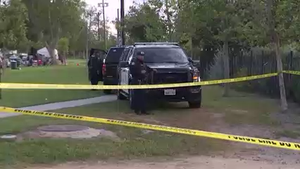 Posible cráneo humano es hallado durante búsqueda de Pascua en parque de Long Beach